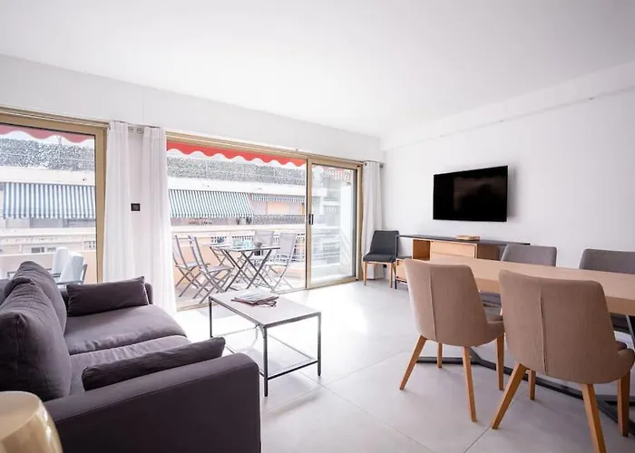 Amazing Apartment With Private Terrace & Full Air Conditioning - Walk To The Beach, La Croisette! - Latour Maubourg 18 By Halldis