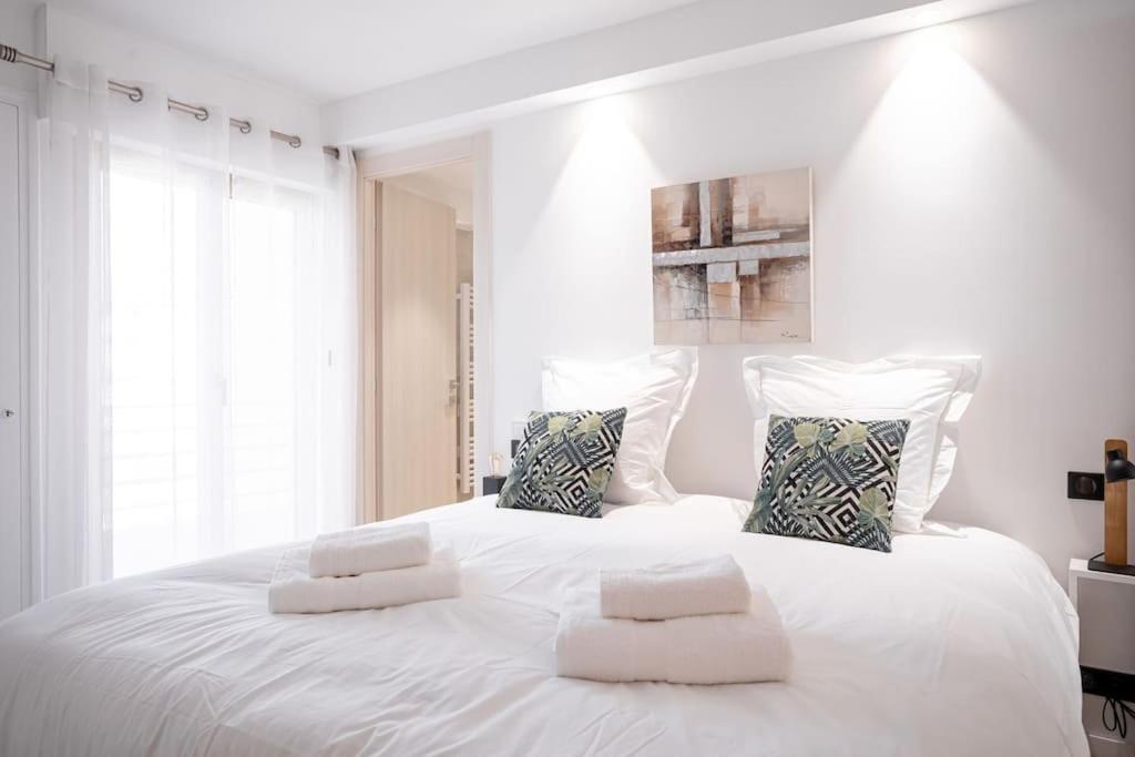 Amazing With Private Terrace & Full Air Conditioning - Walk To The Beach, La Croisette! - Latour Maubourg 18 By Halldis Apartment *